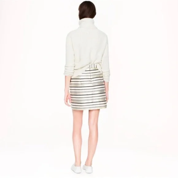 J. CREW Women’s Metallic Gold & Black Stripe Mini Skirt Size 4 - Picture 4 of 11